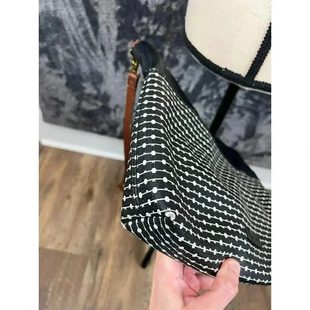 Fossil fiona crossbody